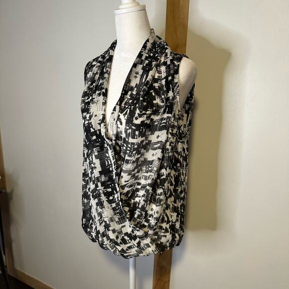 Parker black & white print sleeveless top size S - Picture 3 of 11
